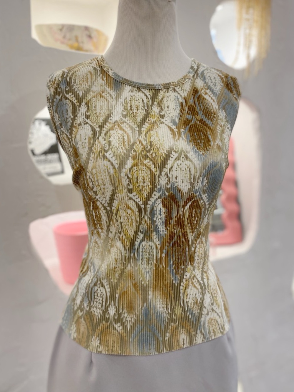 Y2K Vintage Tie Dye Pleated Crinkle Tank Top with Damask Print Pattern